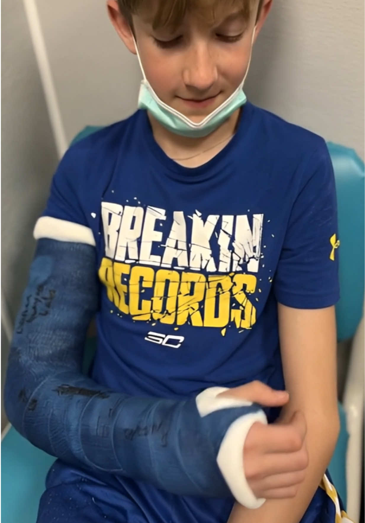@Gips Fetish