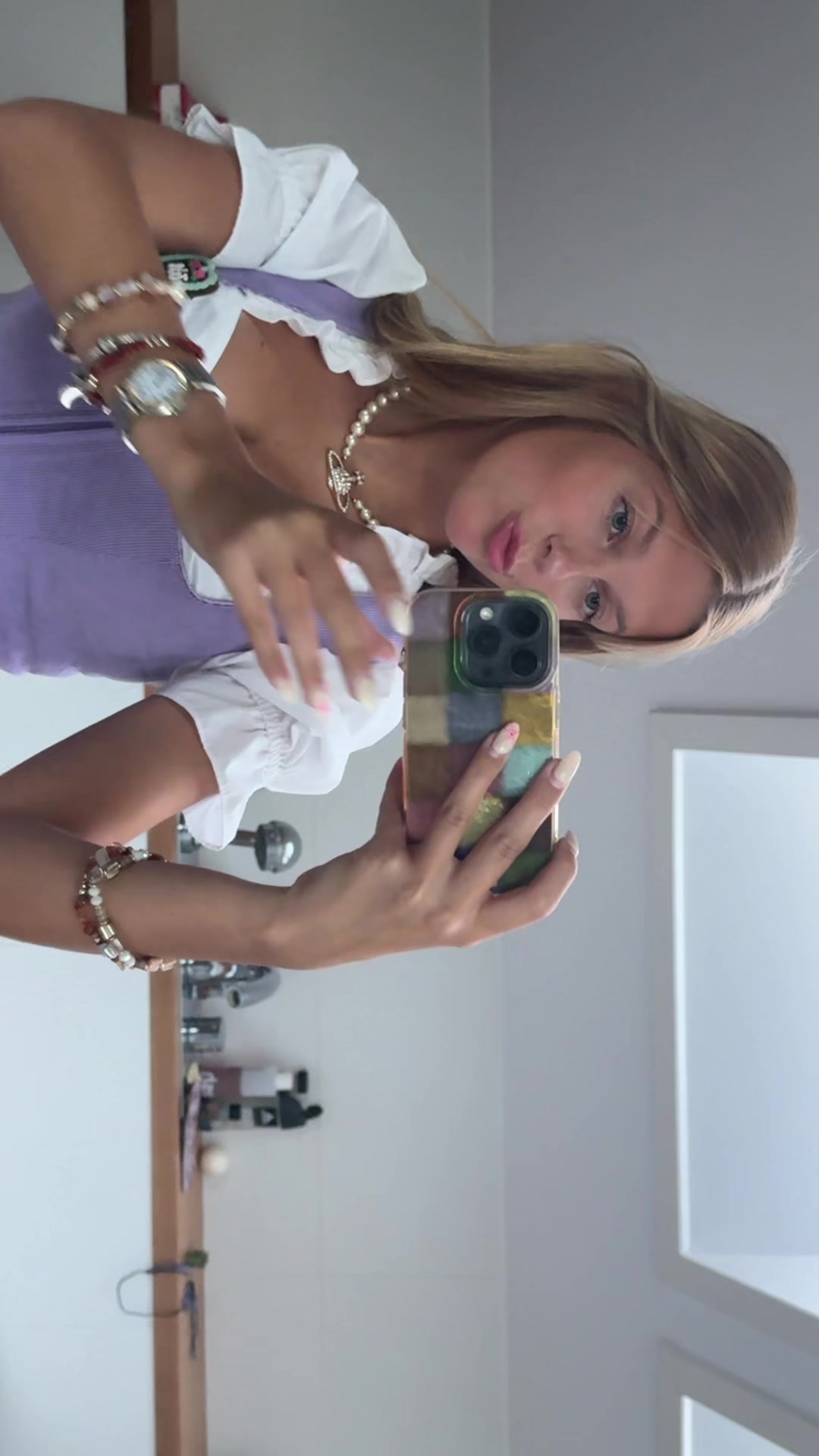 @emelieaway