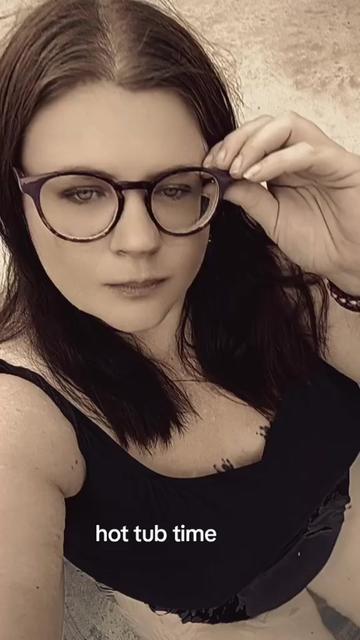 @queenfirechaser1223