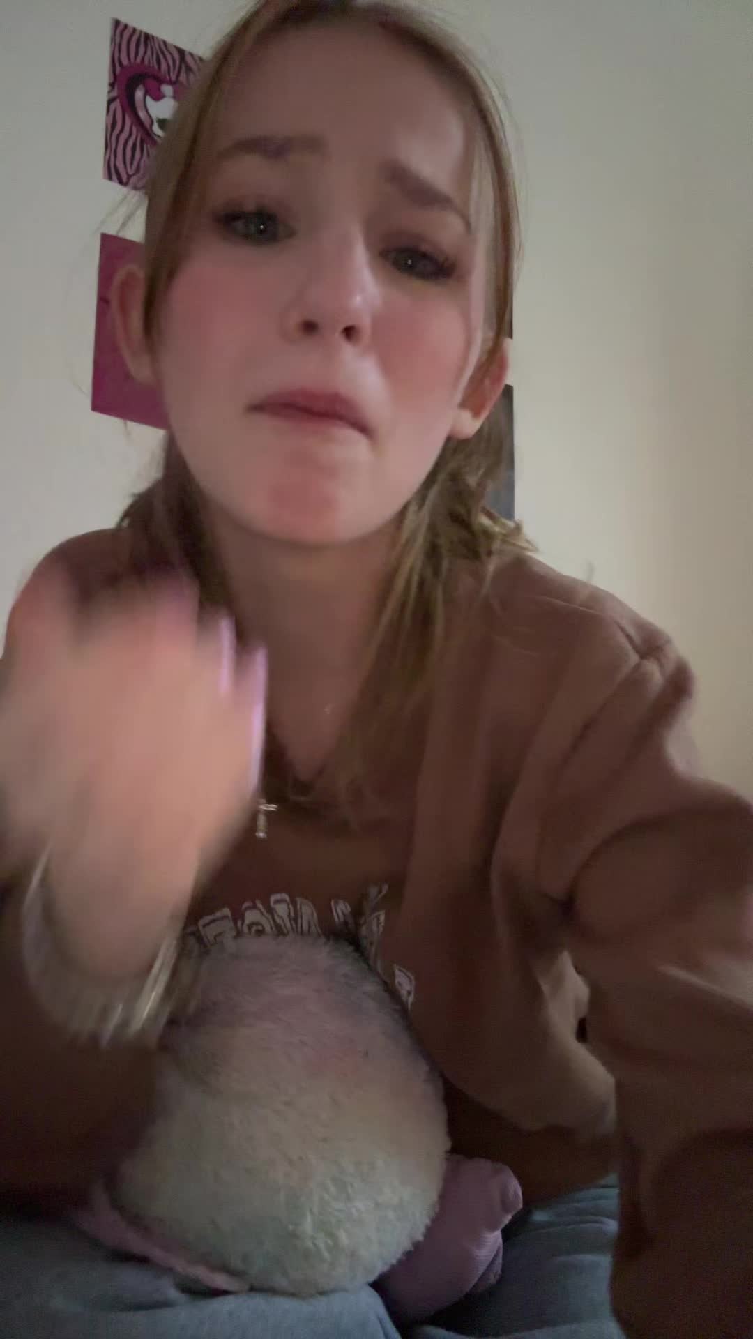 @diescrymiley_secret