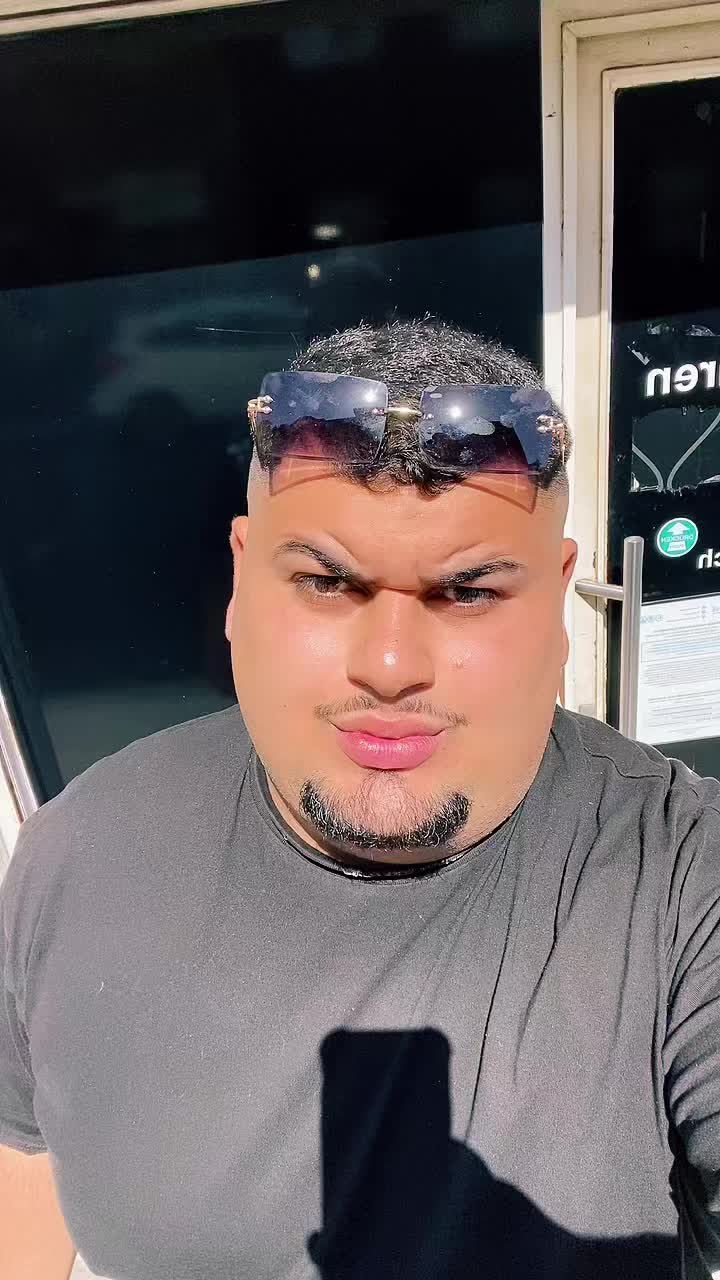 @🔴