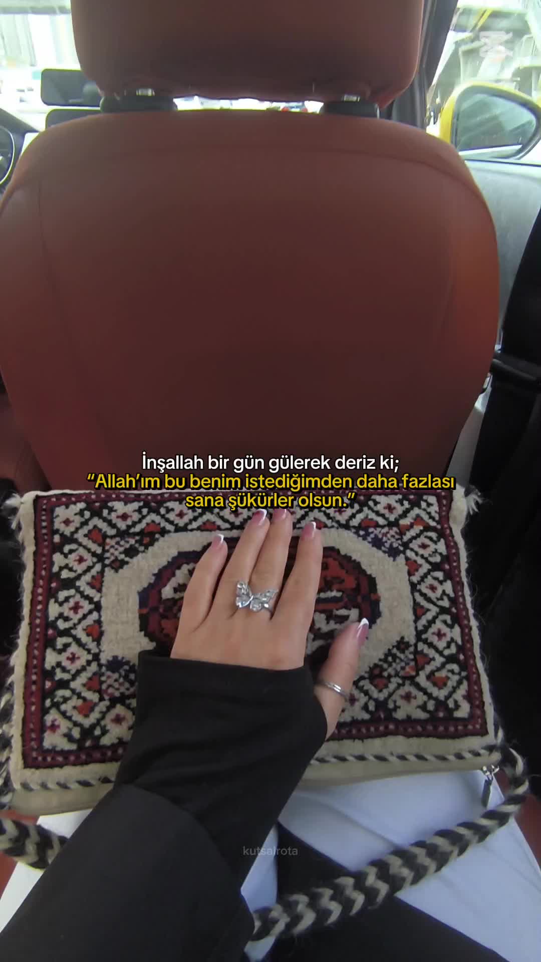 @M&auml;hri🩷