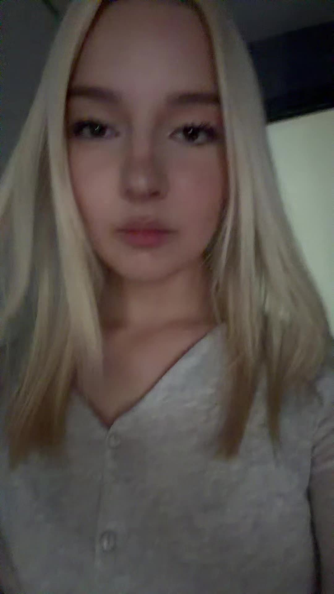 @viraalgirl