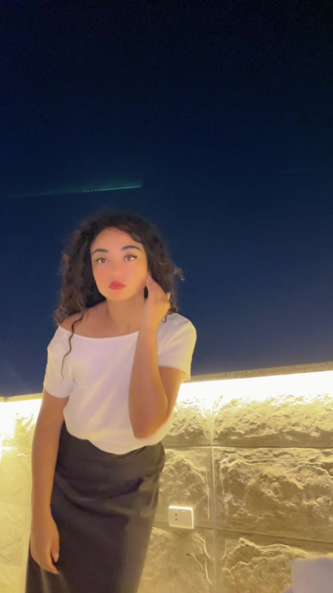 @tuestok