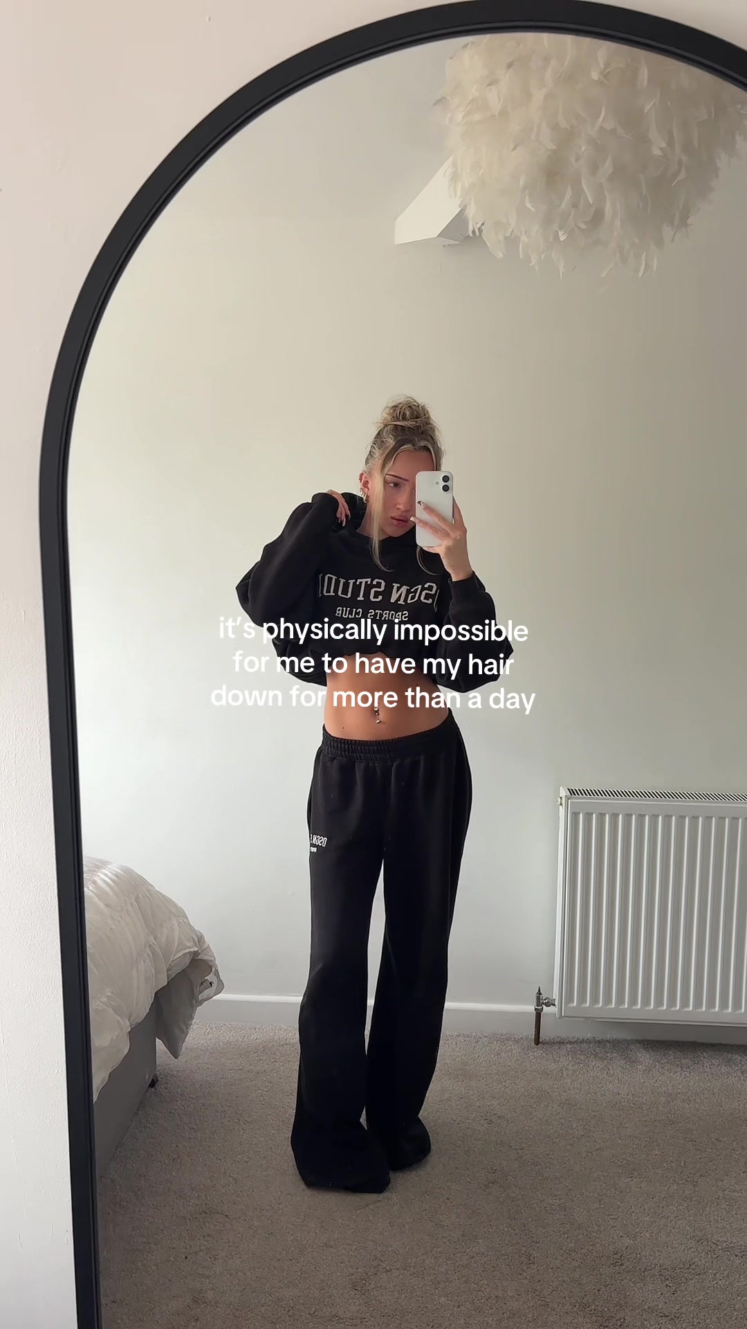 @livhowellll