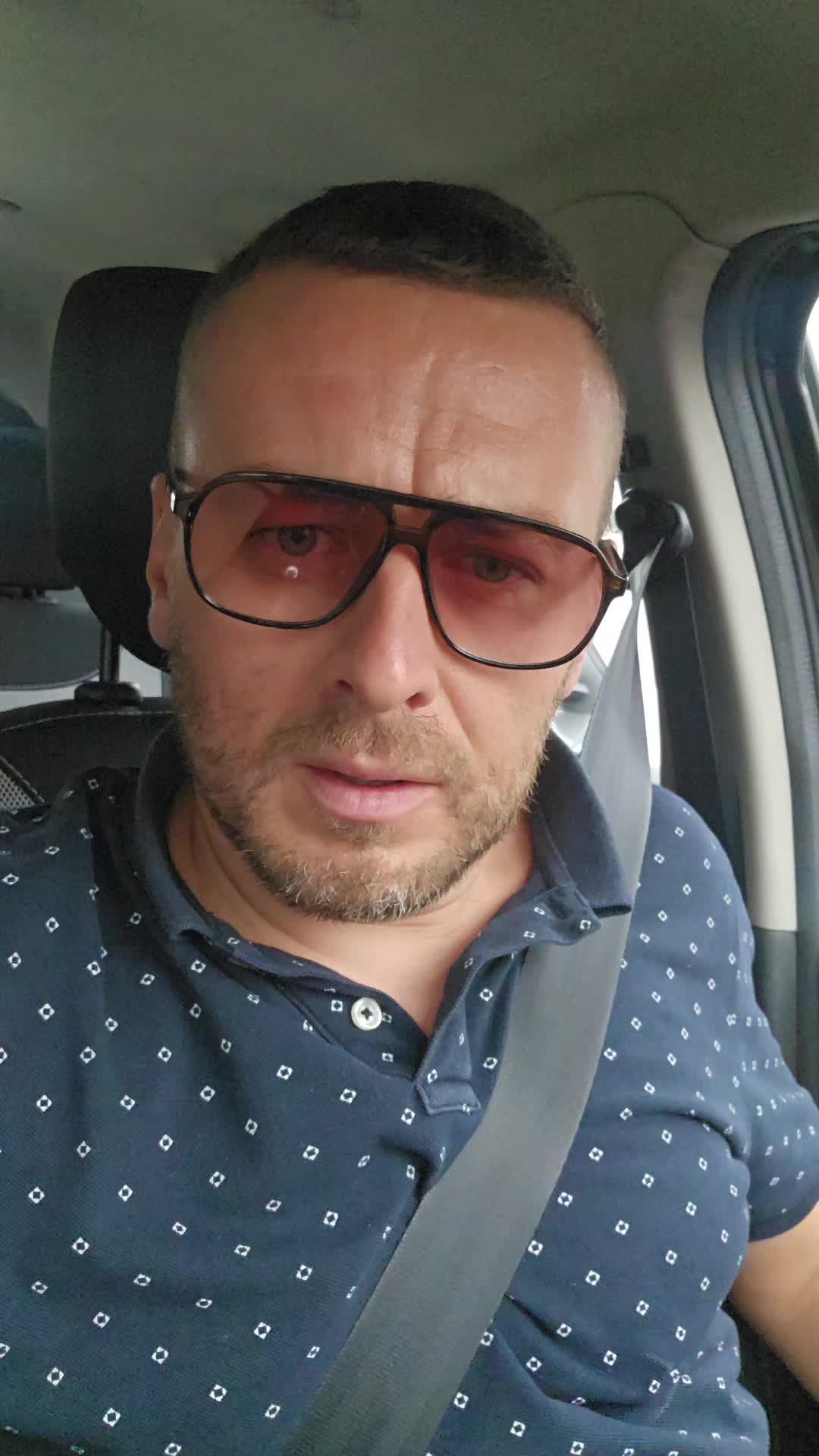 @baiatu' cu drona