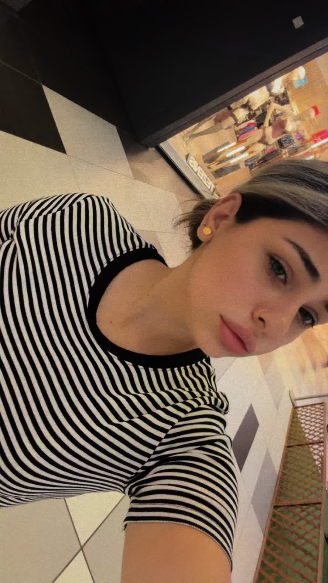 @عناية