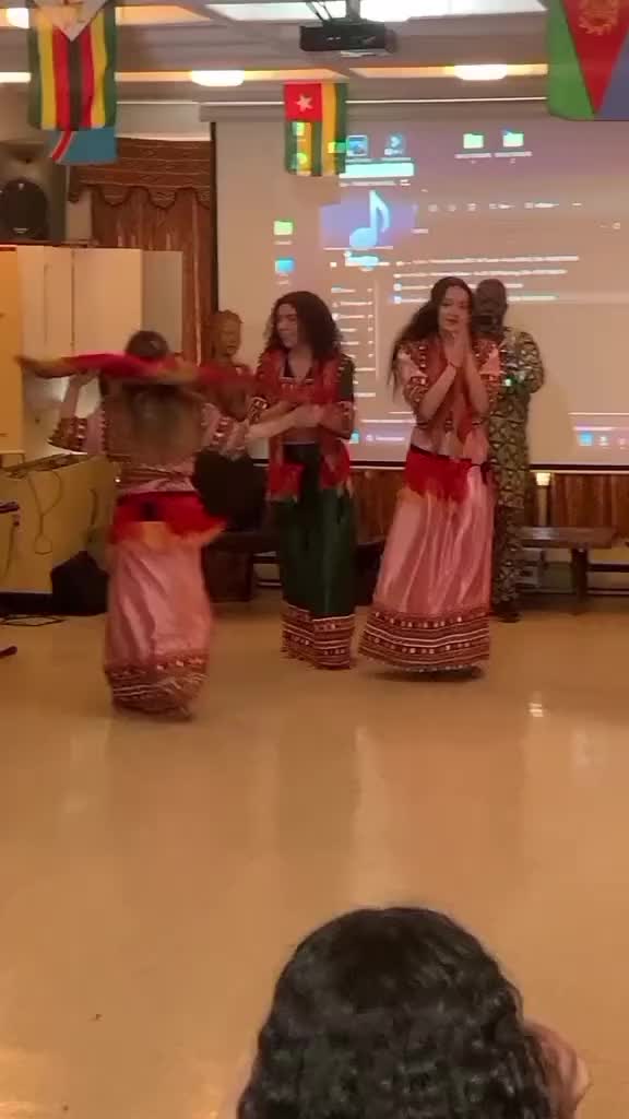 @ⵣ
