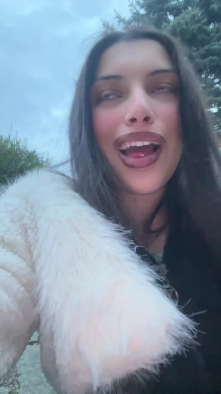 @vanessitta_lorenz