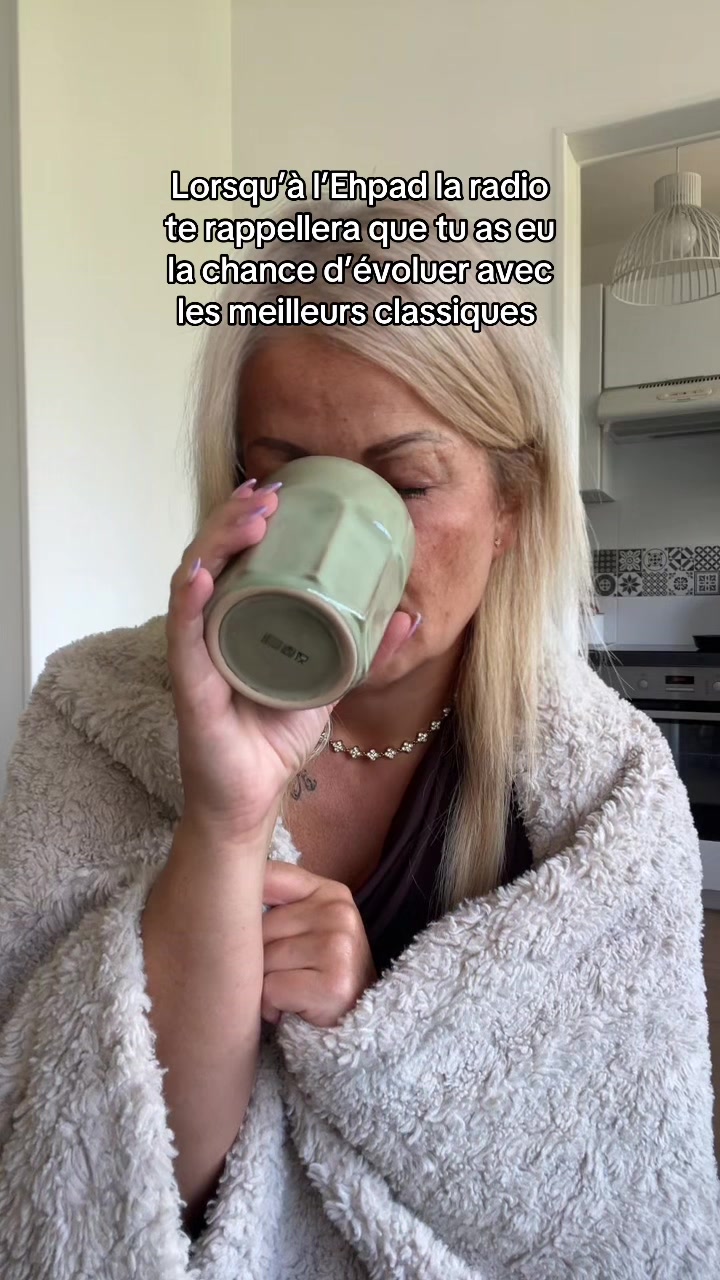 @Julie ✨