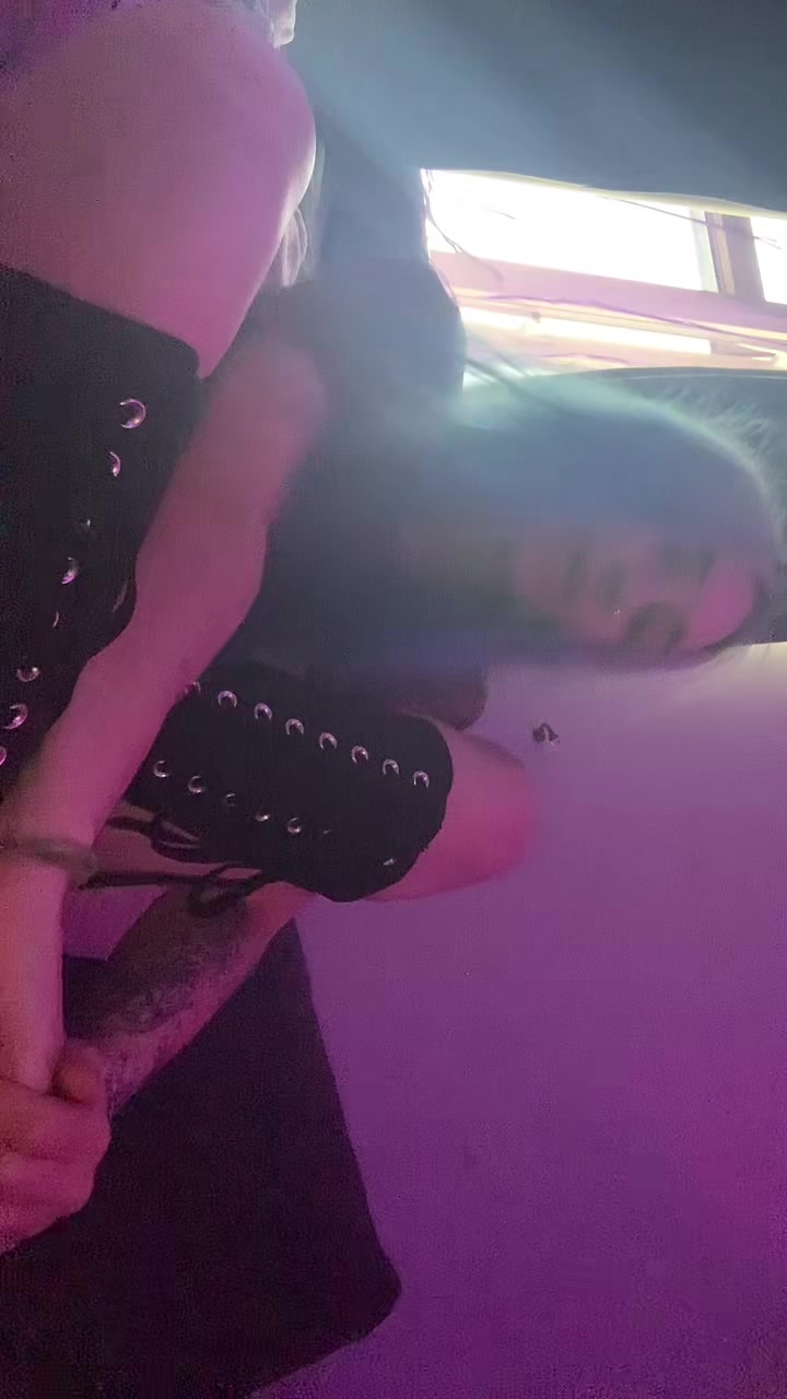 @miley🏳️🌈