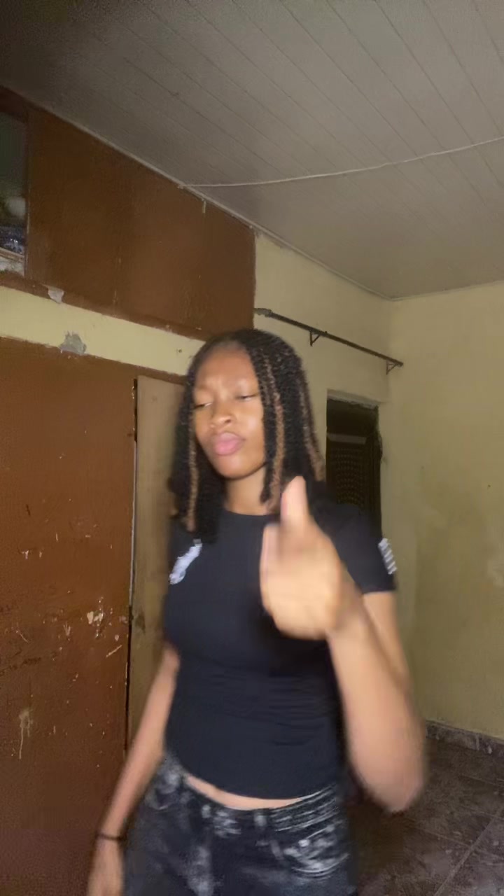 @Stephanie😼🤸