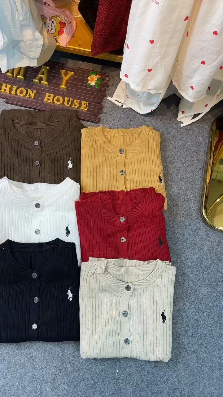 @May Fashion House