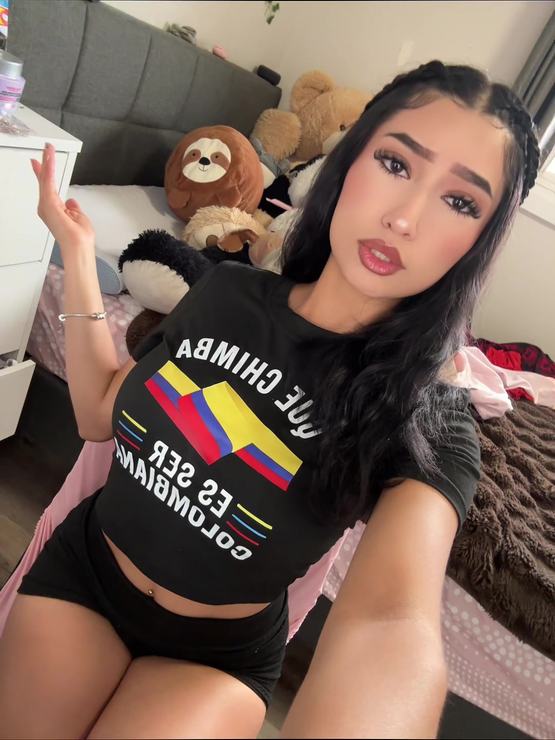 @the_camilitaa