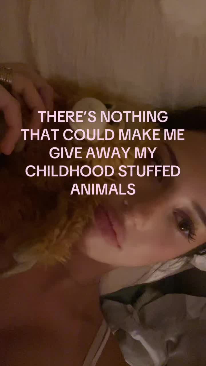 @𝒩𝑜𝓋𝒶🧁🐒