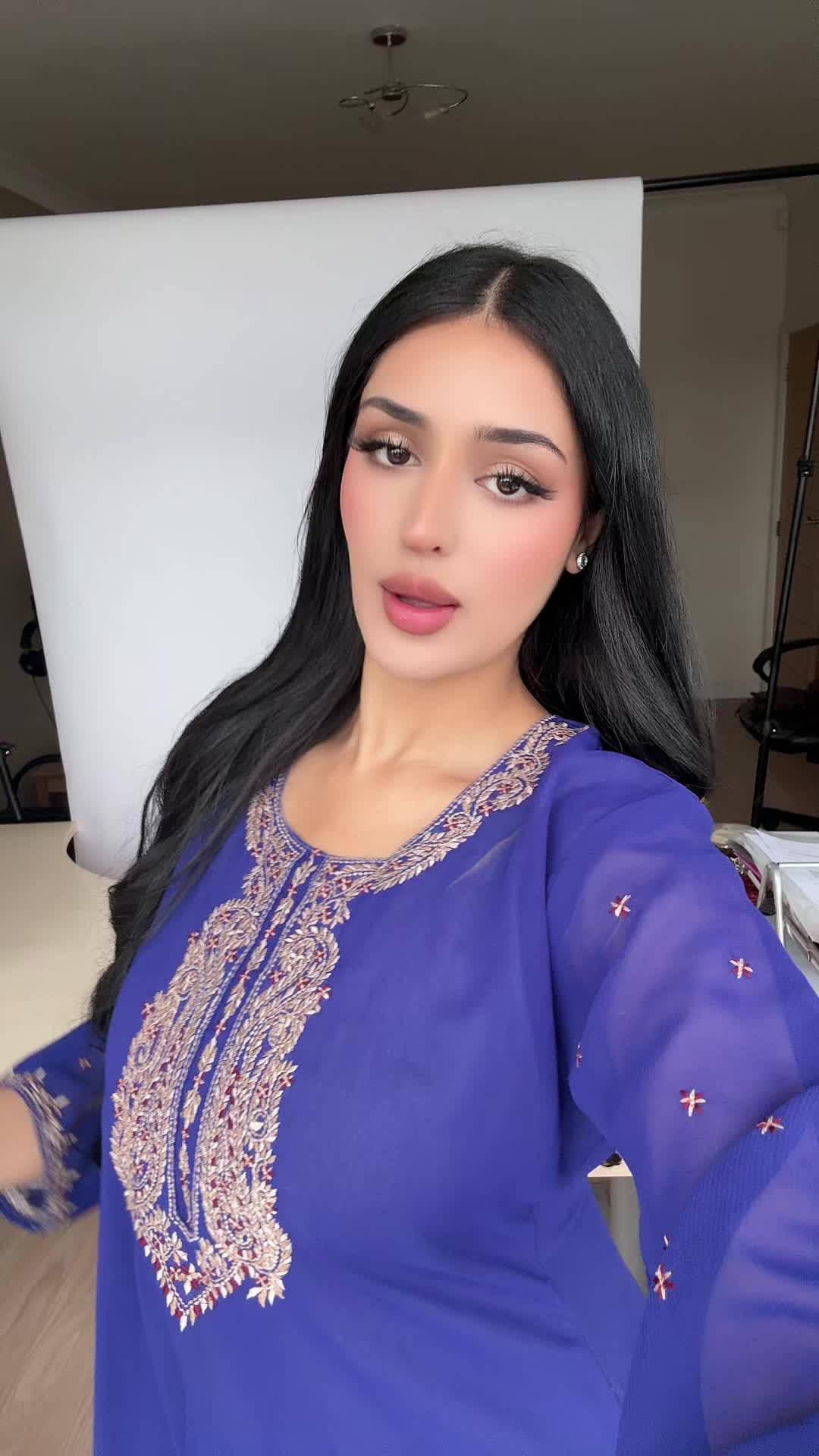 @Sandy🧚♀️