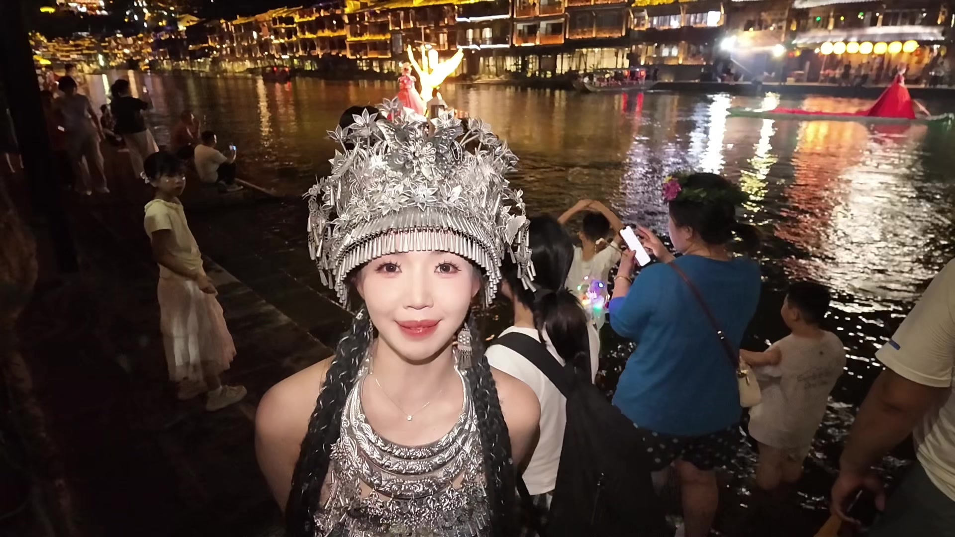 @LU GONG