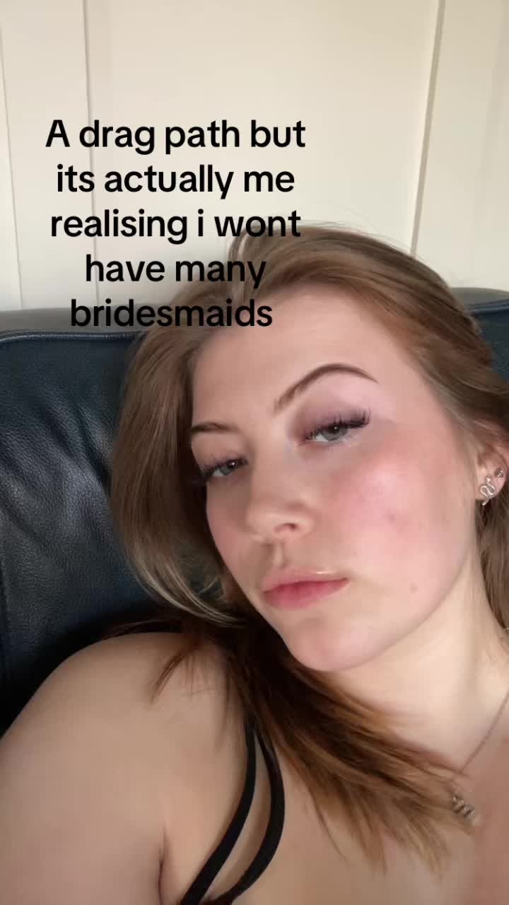 @Evie 🖤