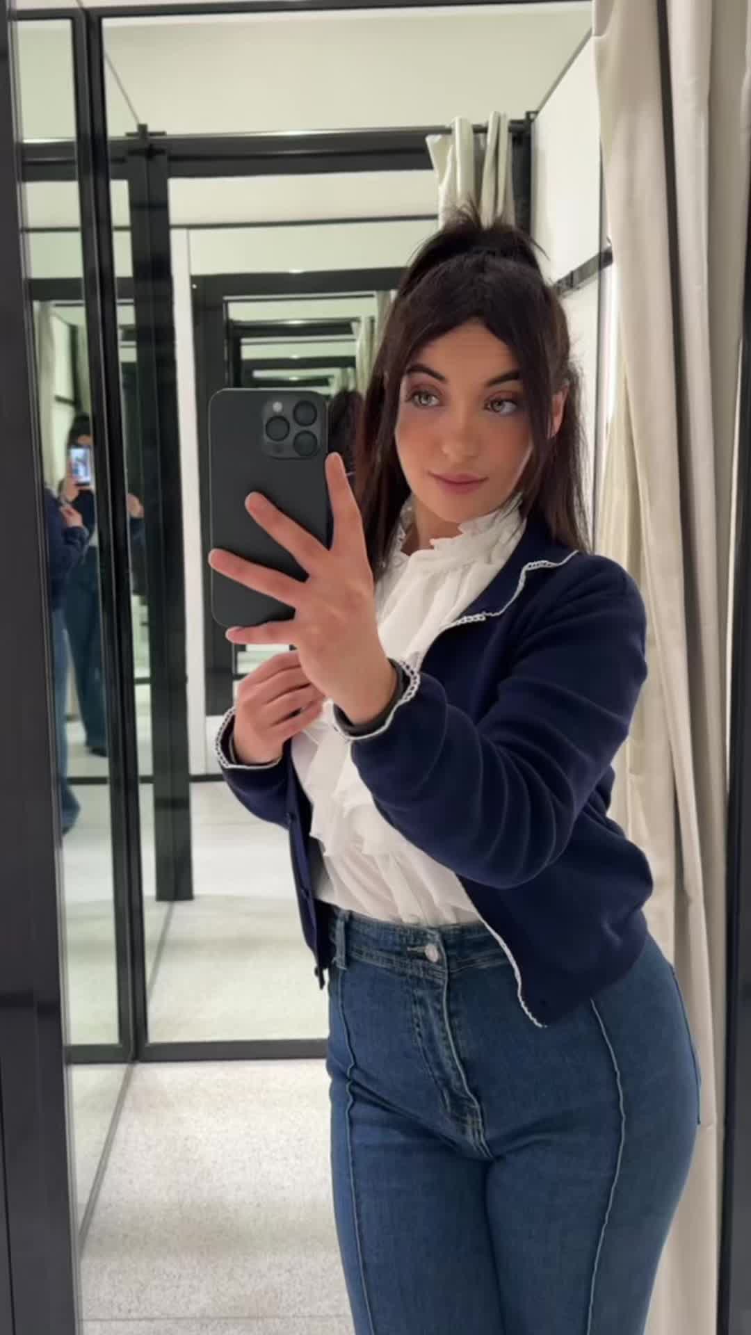 @Aouatif