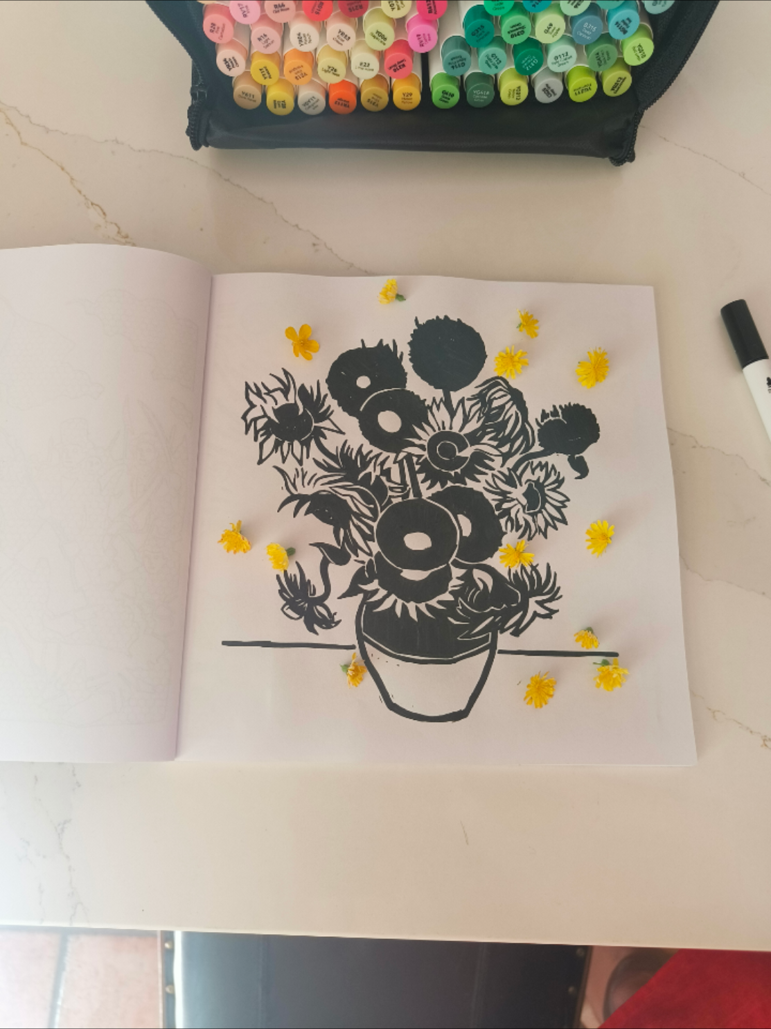 @Mindful Monochrome