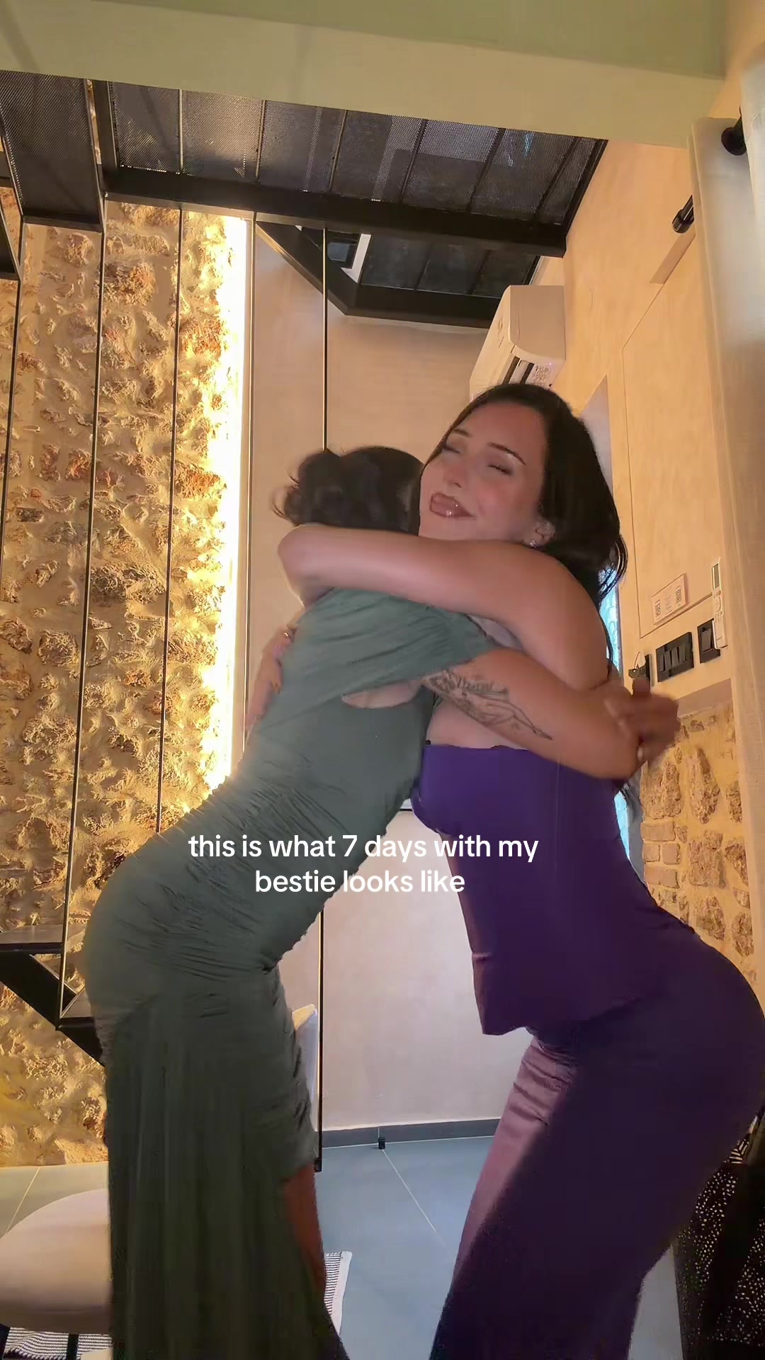 @konnieex