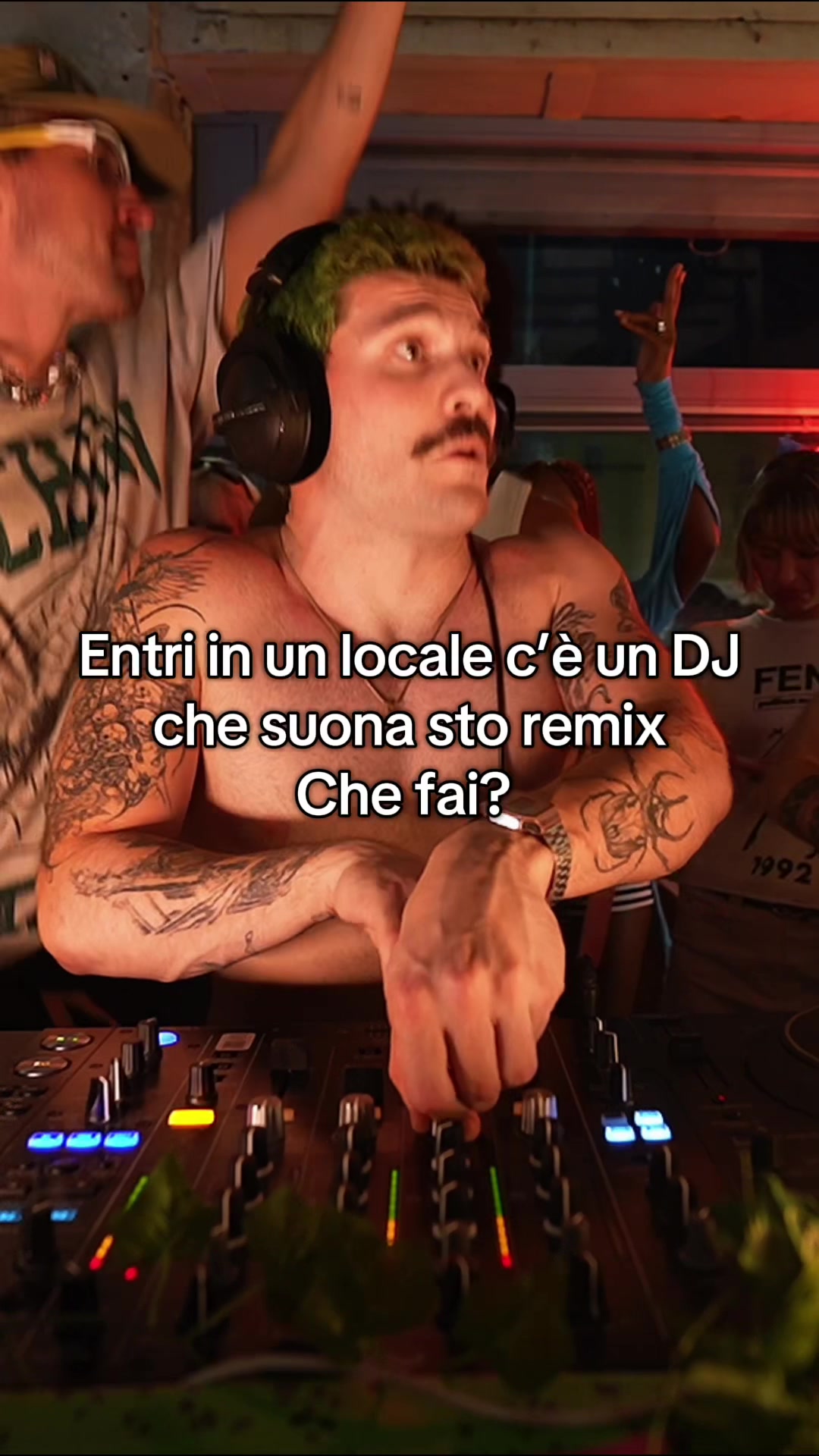 @Moonet