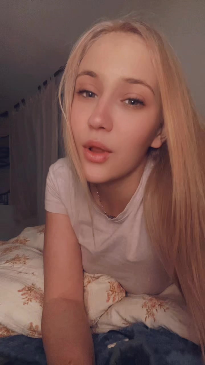@Vivien Kulcs&aacute;r