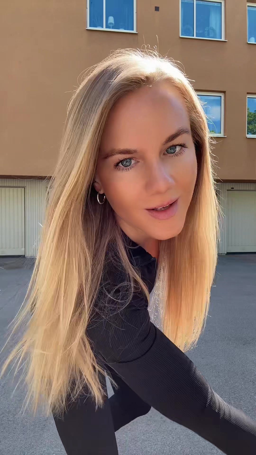 @MIAZ (Mia Emelia)