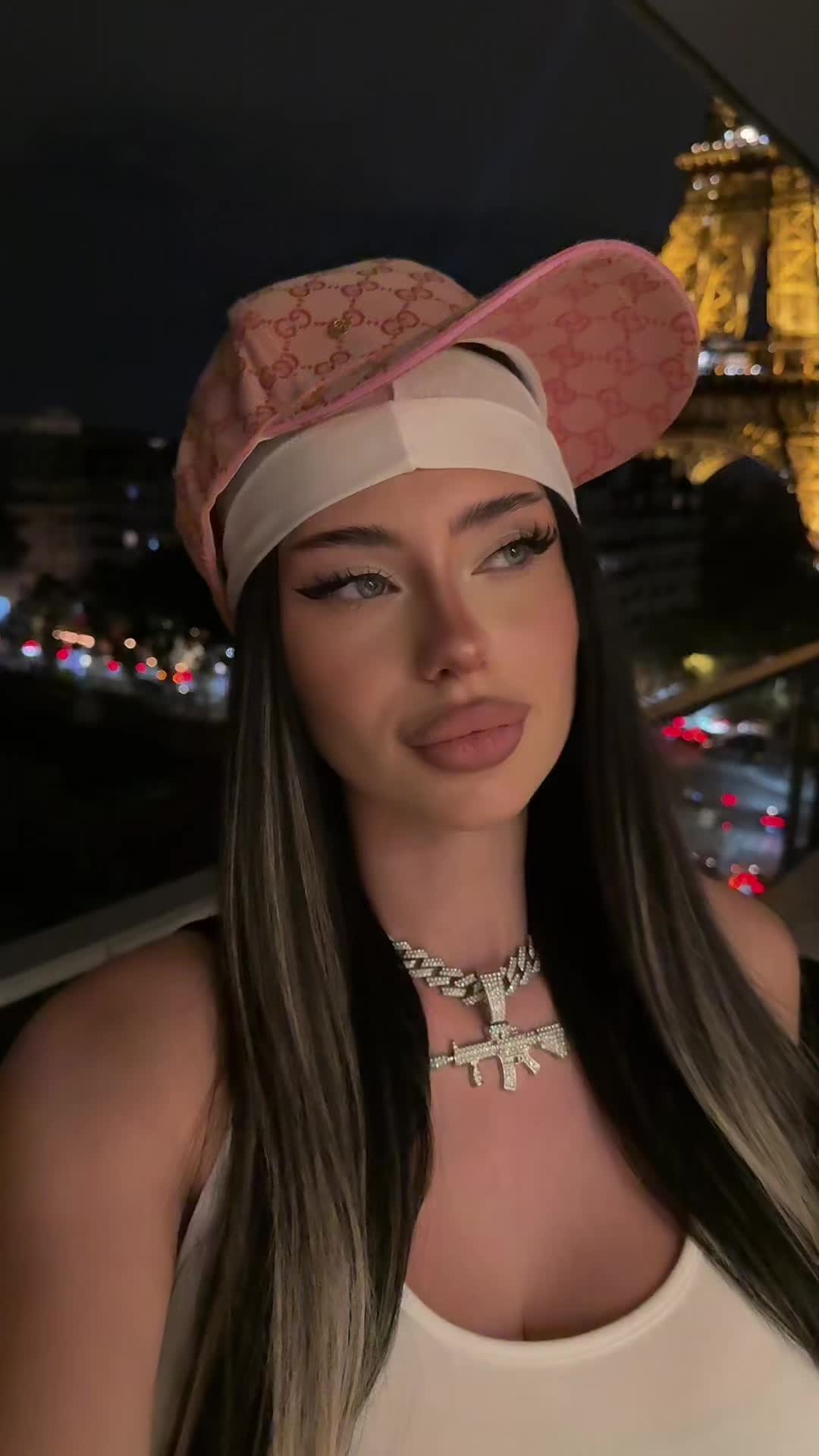 @Syndii69