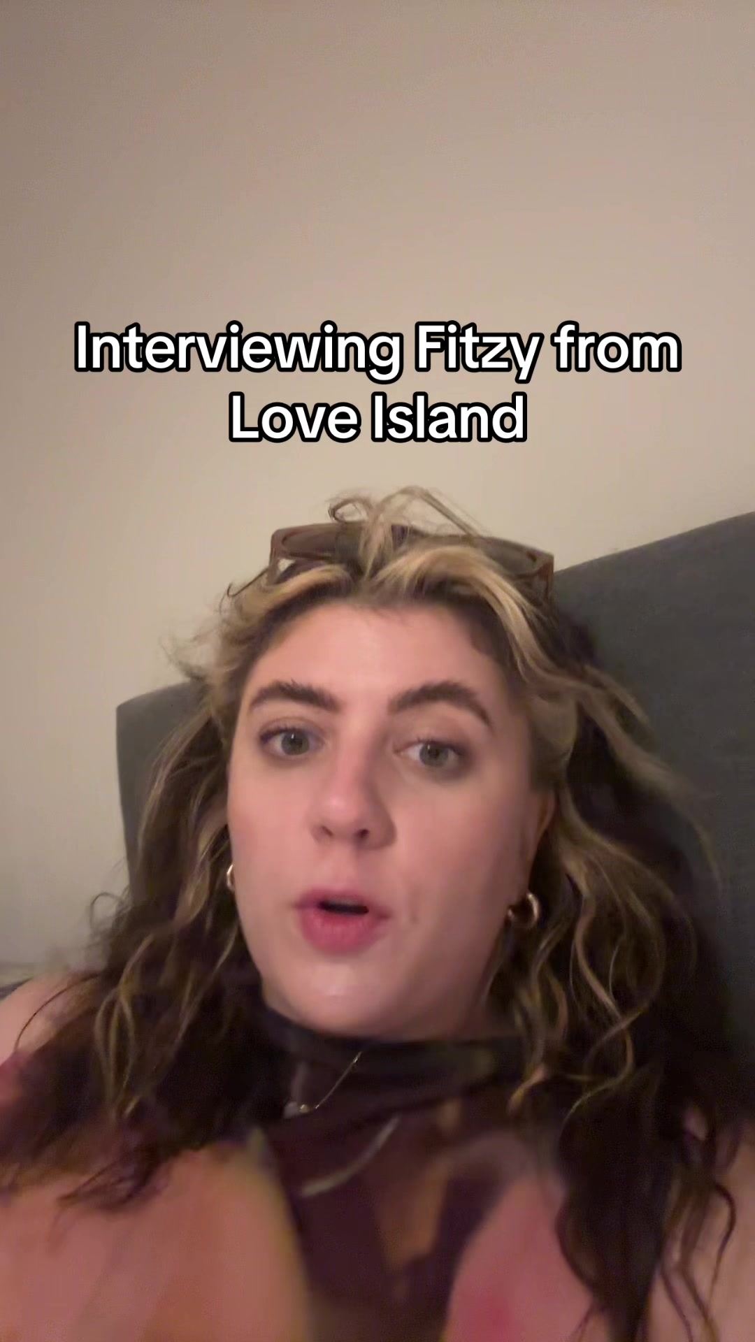 @Fionnuala | Comedy + Stories