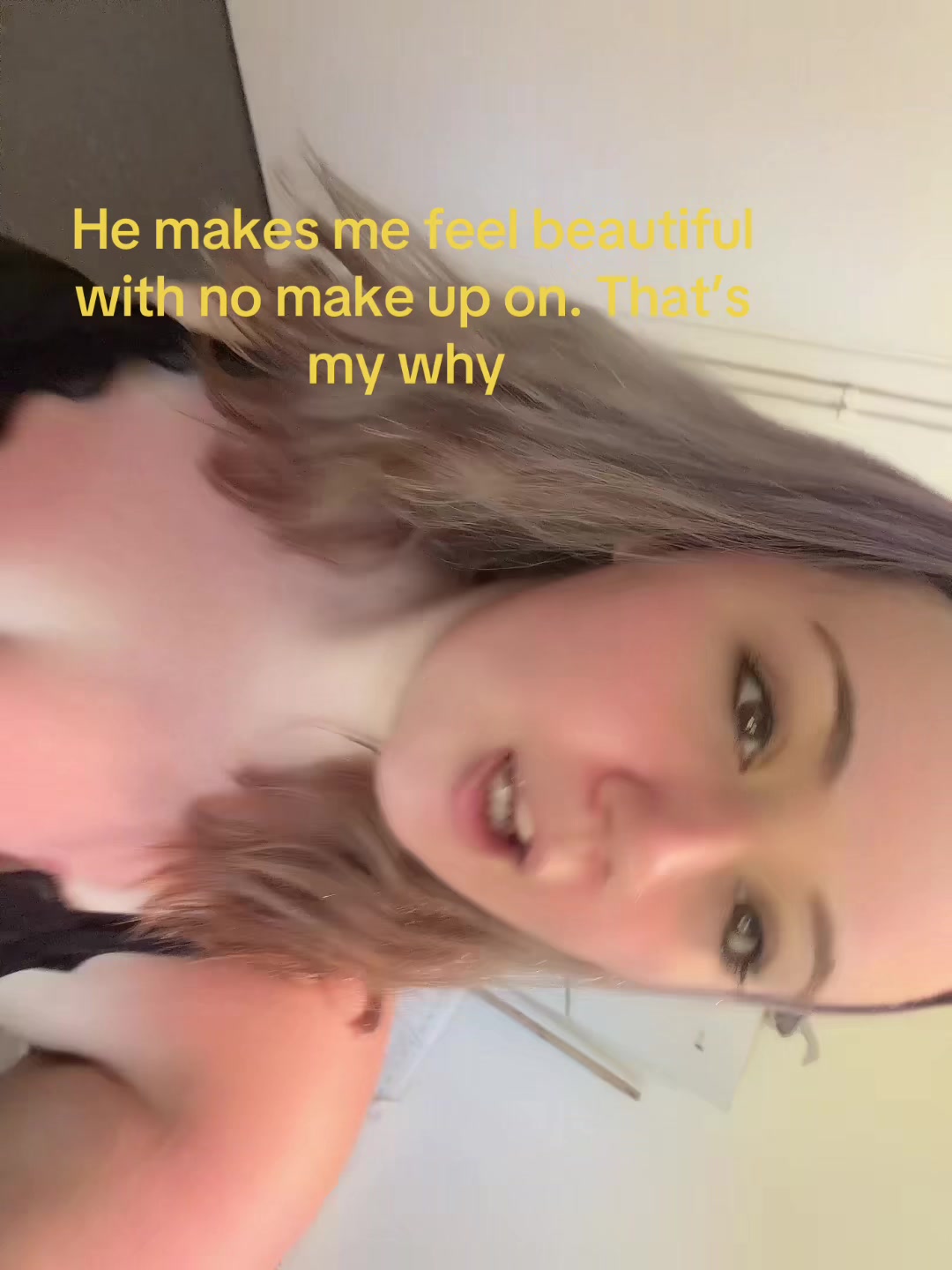 @𝐂𝐡𝐥𝐨𝐞 ꨄ︎