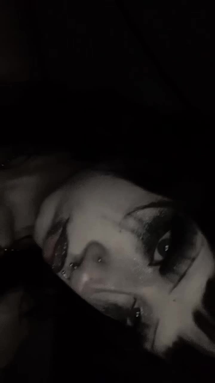 @♱