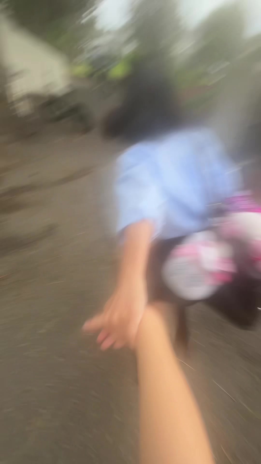 @ゆり