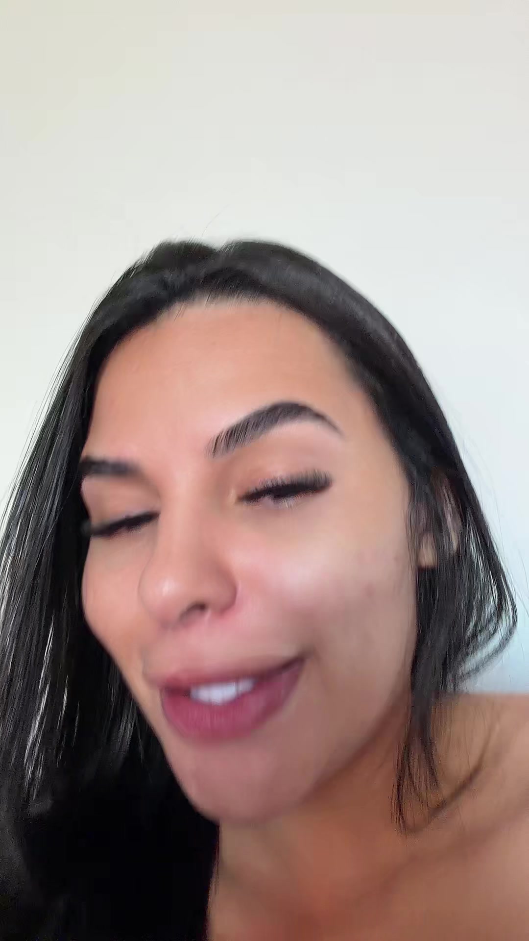 @naelypereira