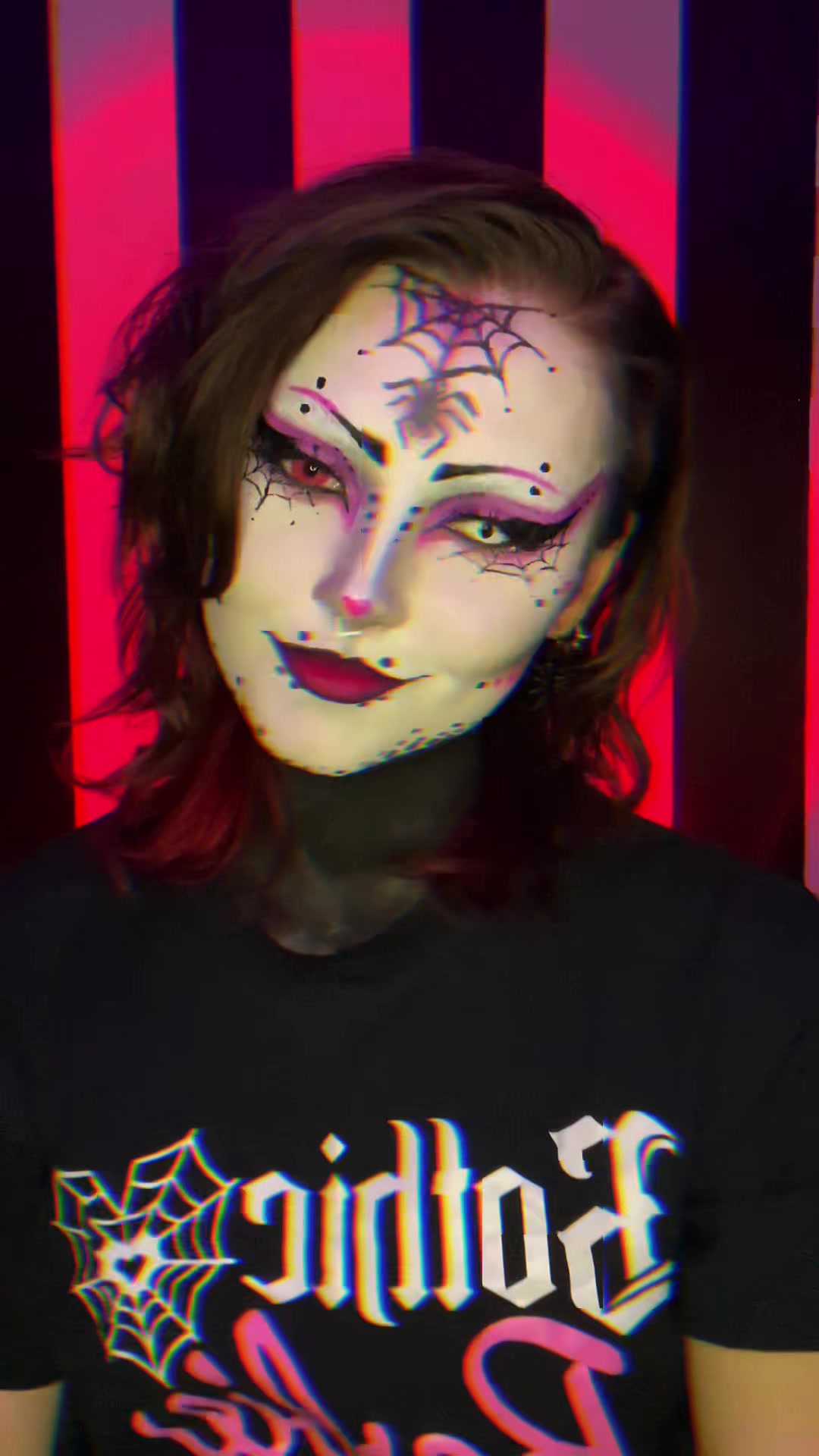 @✨Weird0✨