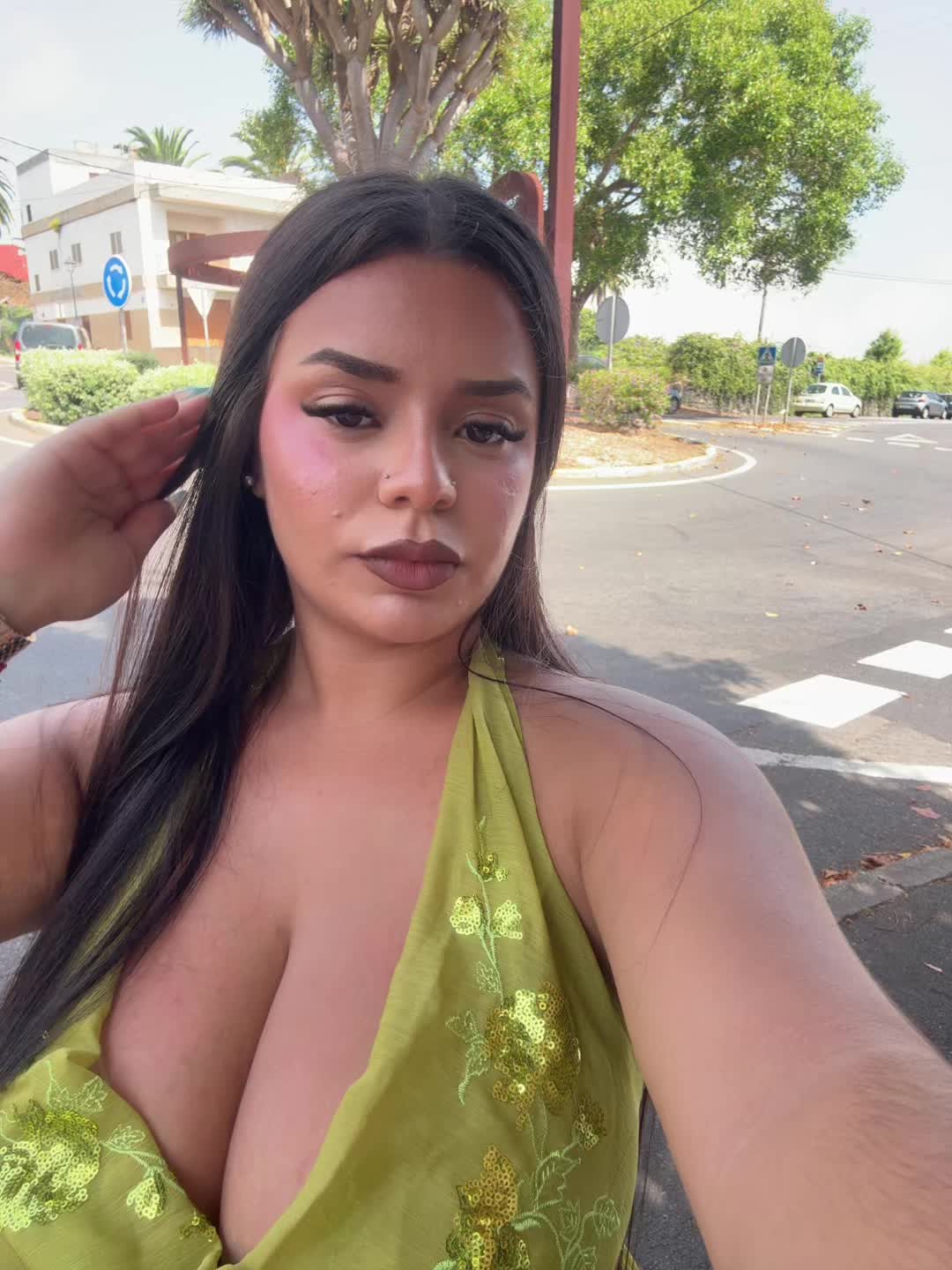@yraya