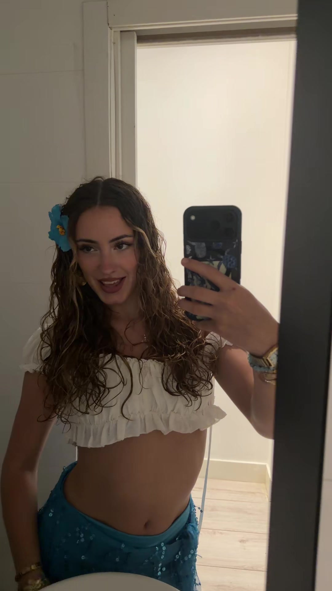 @емилија 🌞🌺🌊