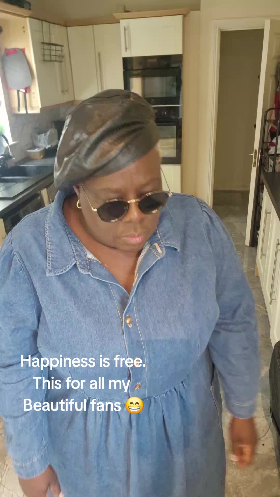 @EBONY FASHIONISTA