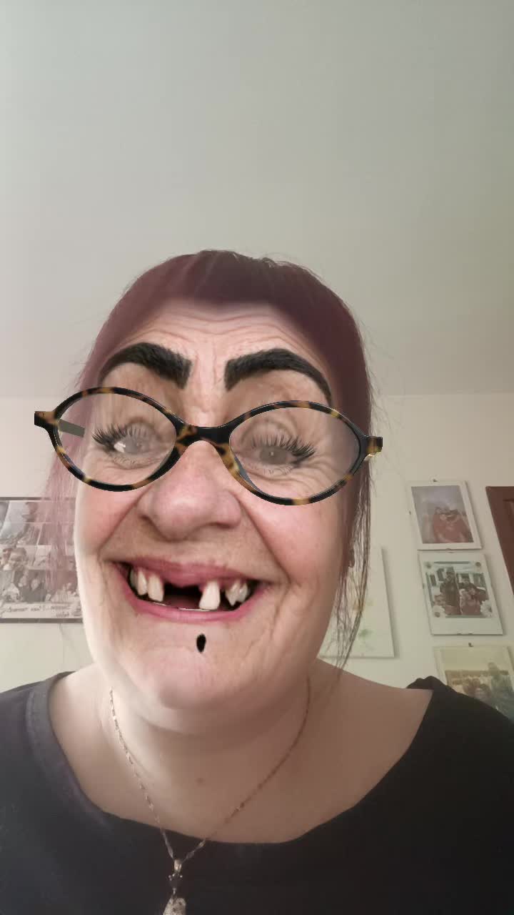 @✨𝓒𝓮𝓷𝓮𝓻𝓮 𝓭𝓲 𝓛𝓾𝓬𝓮 ✨