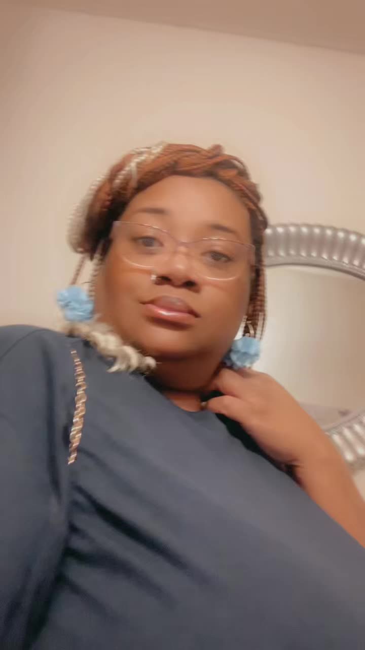 @PlusSizeBarbi