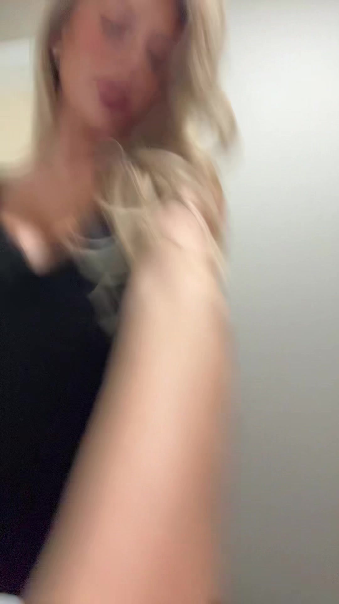 @LOGANEAKLE