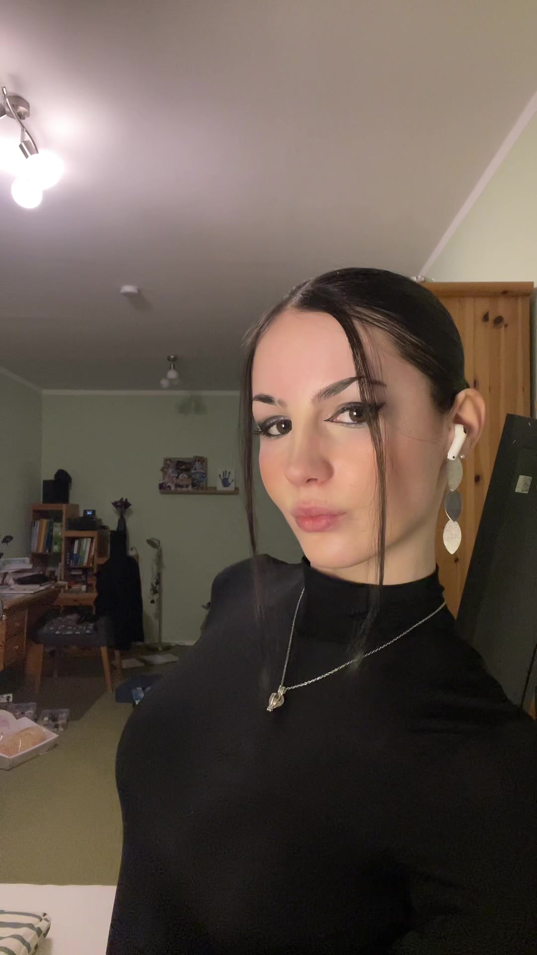 @itssssspia
