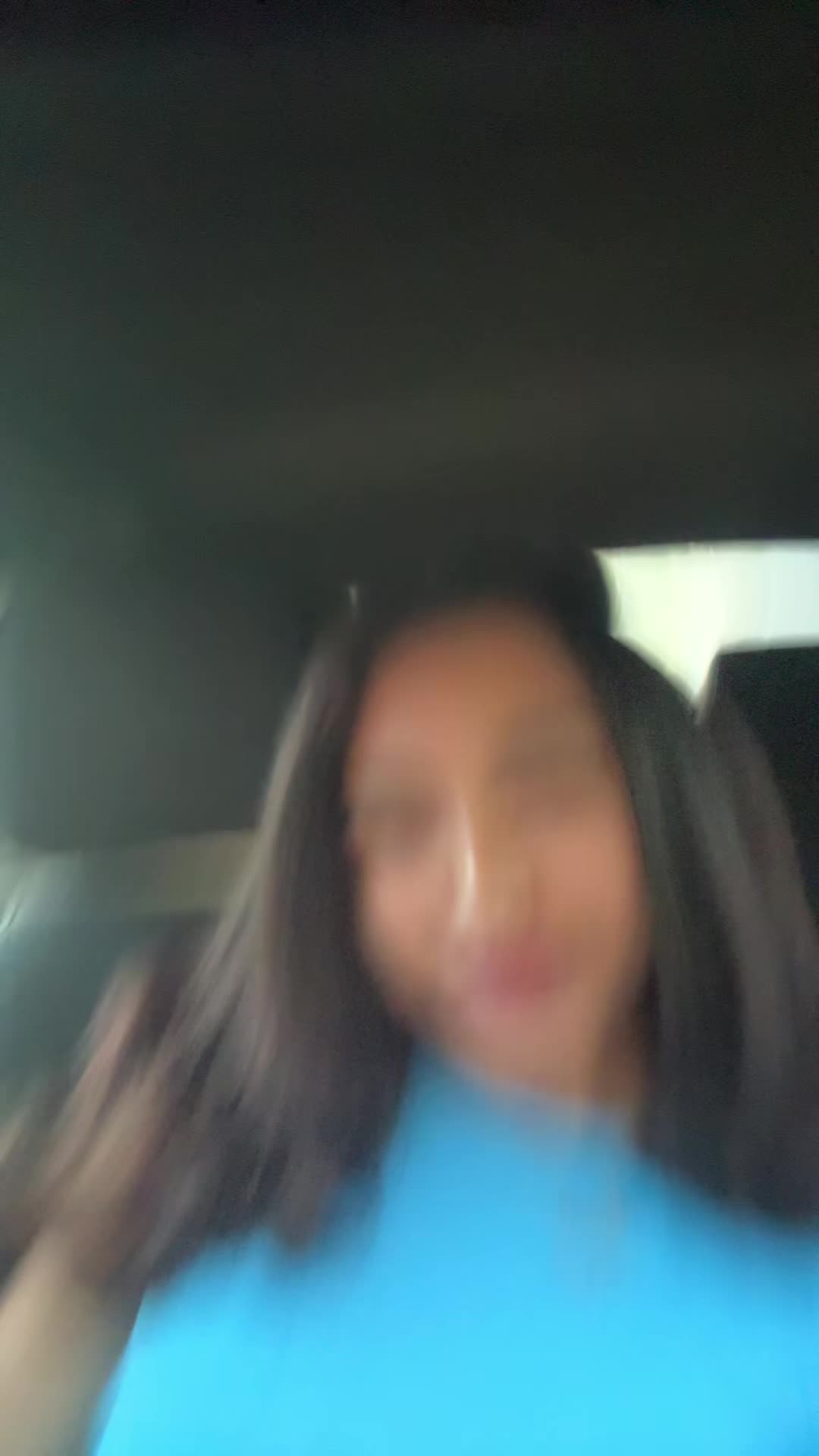 @milenadavis._