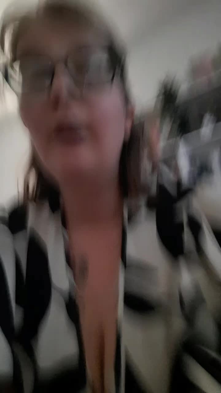 @Michelle Reads ✨️