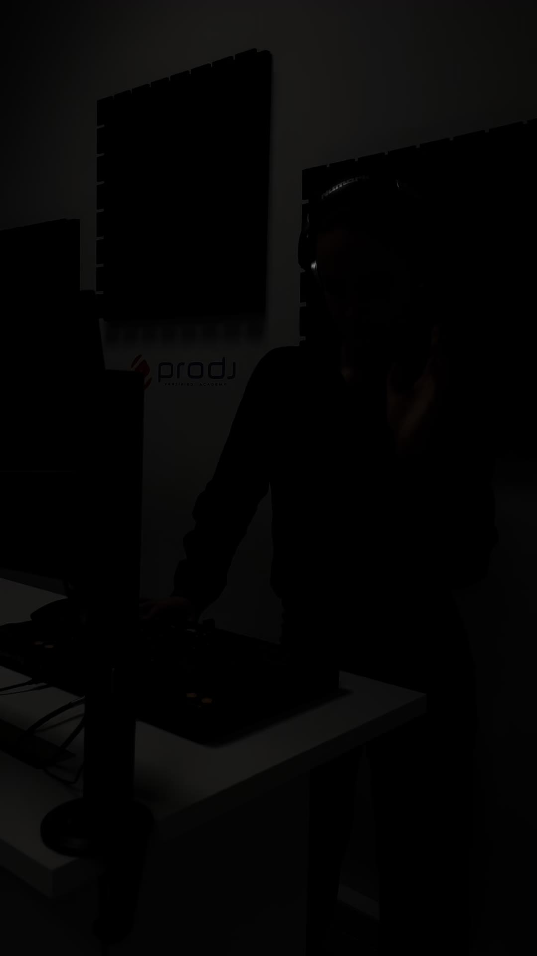 @madsthedj