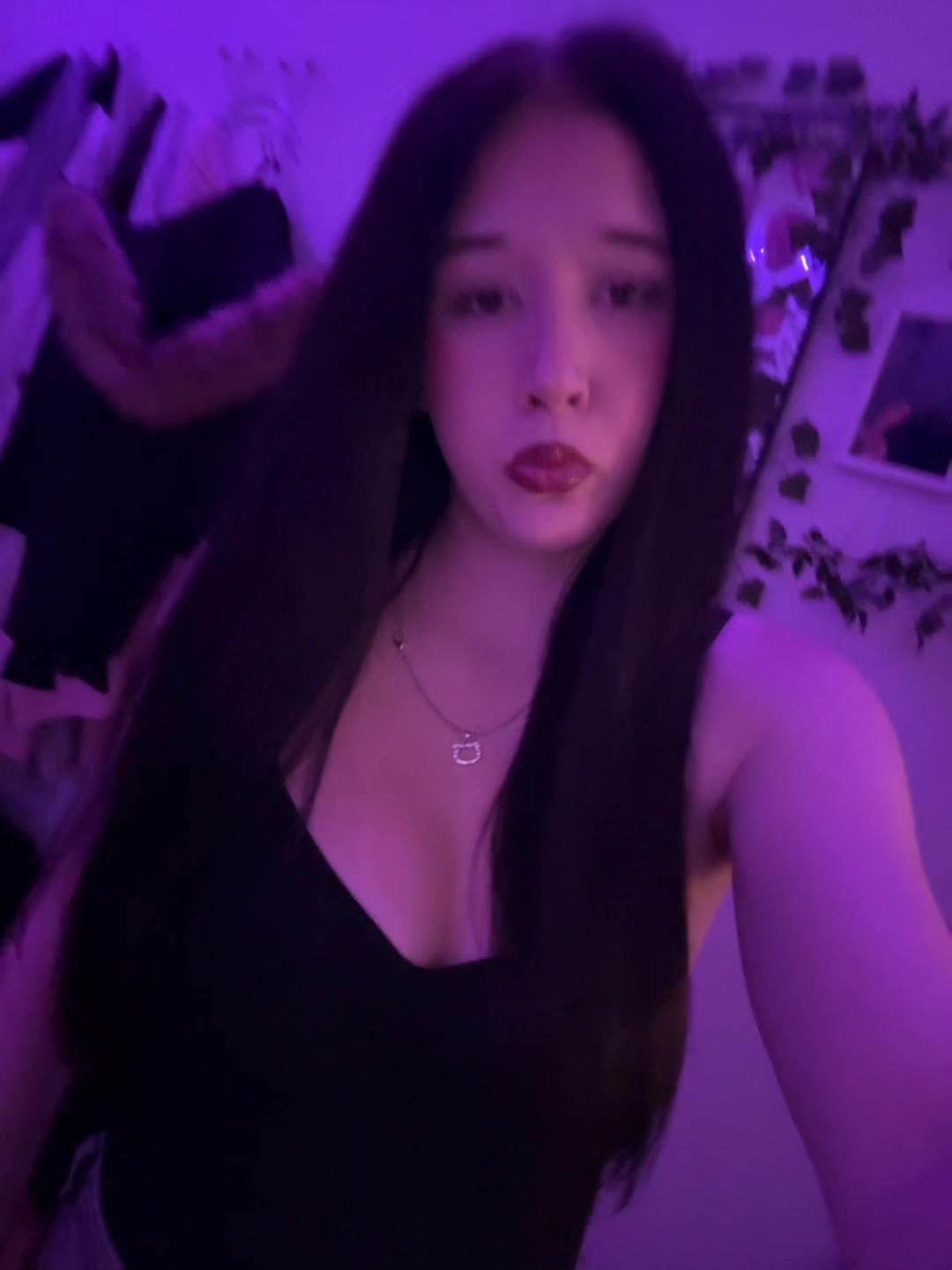 @ꨄ
