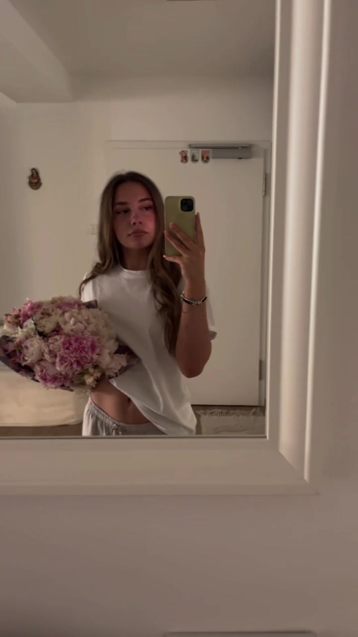 @Anđela🪽