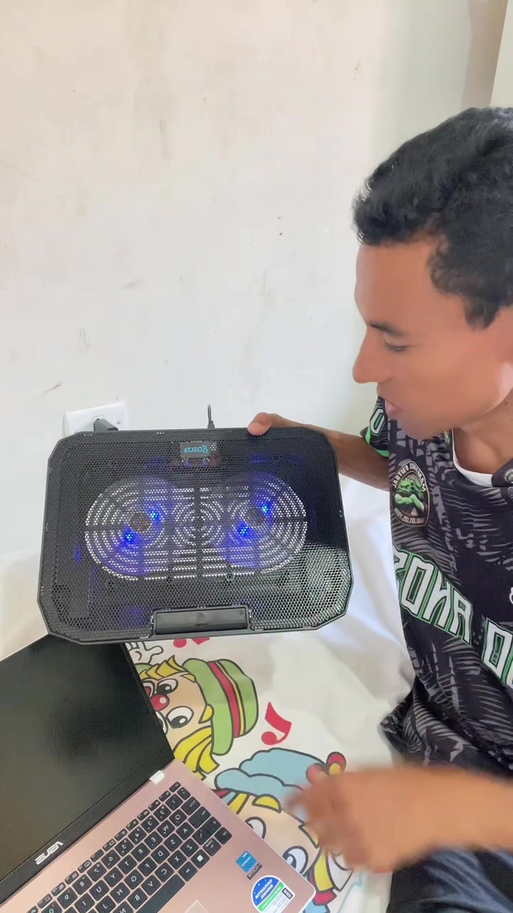 @Claytonartepipas