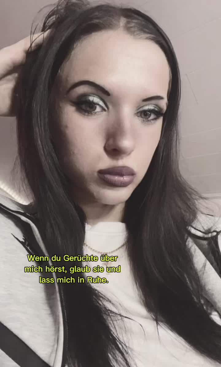 @Jennx_26