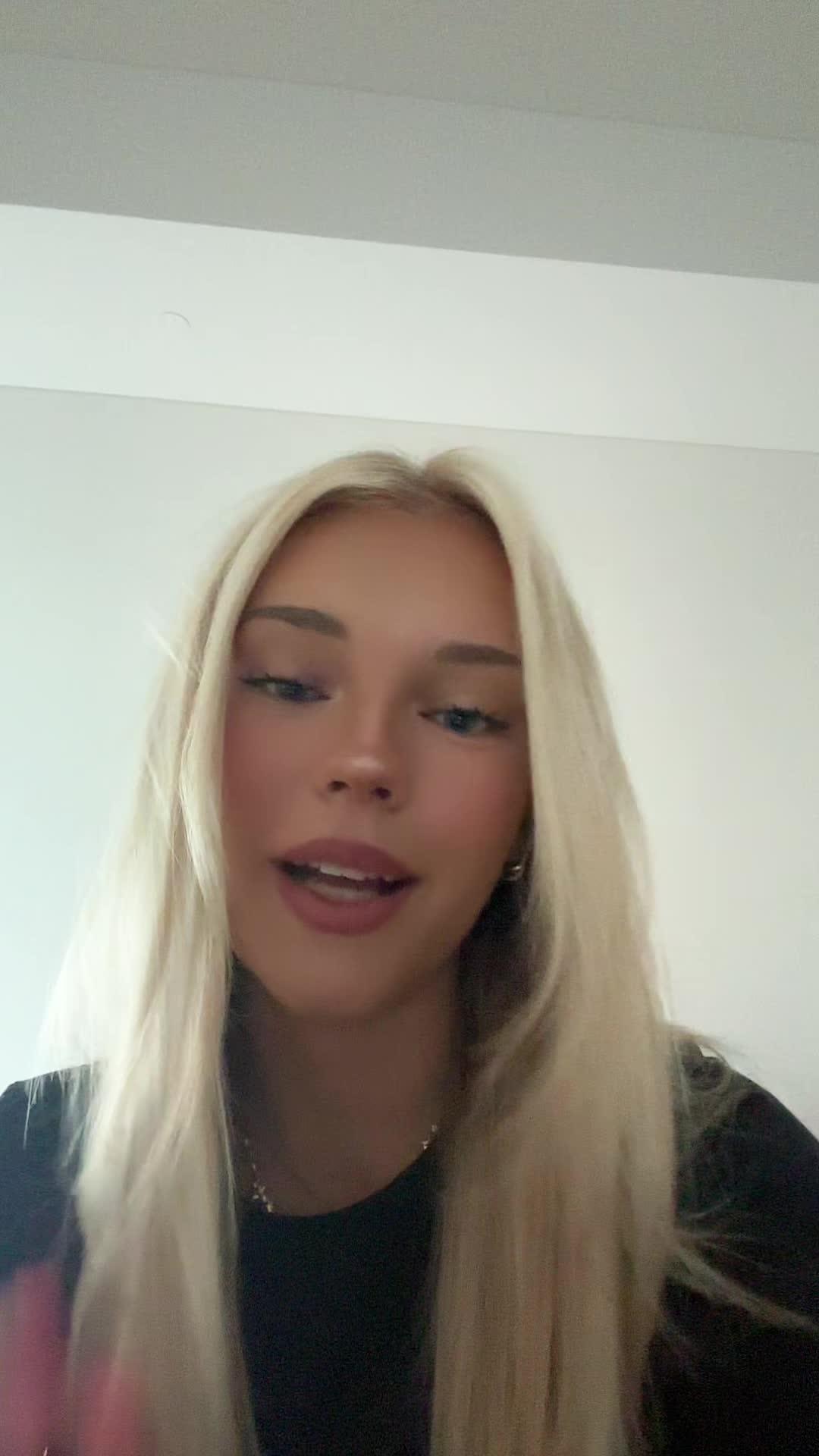 @Elli ⭐️